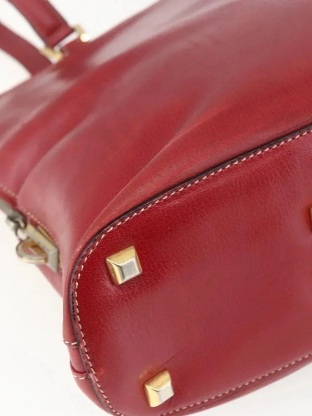 Salvatore Ferragamo Shoulder Bag Leather Red Gold Auth 162152